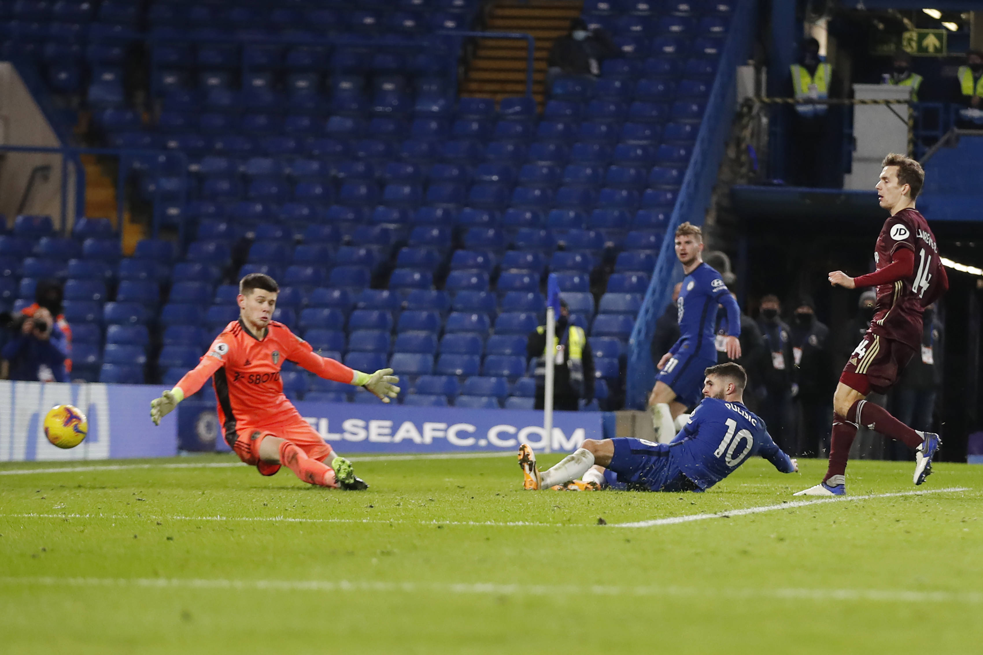 多纳鲁马与 多纳鲁马与